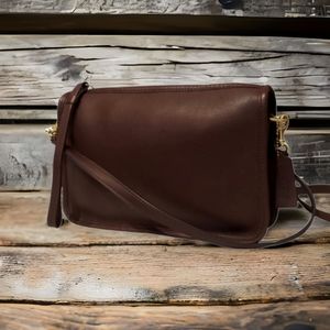 New! Coach Vintage Glove Tanned 1990's Leather Crossbody Bag Never Carried!